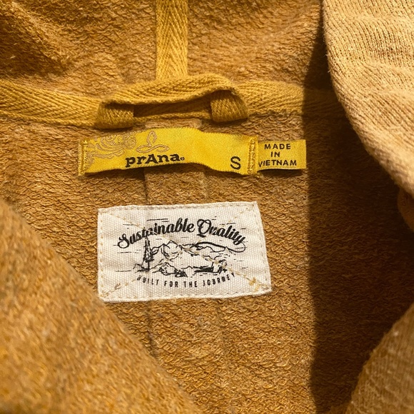 Prana Cropped Hoodie - Picture 3 of 3